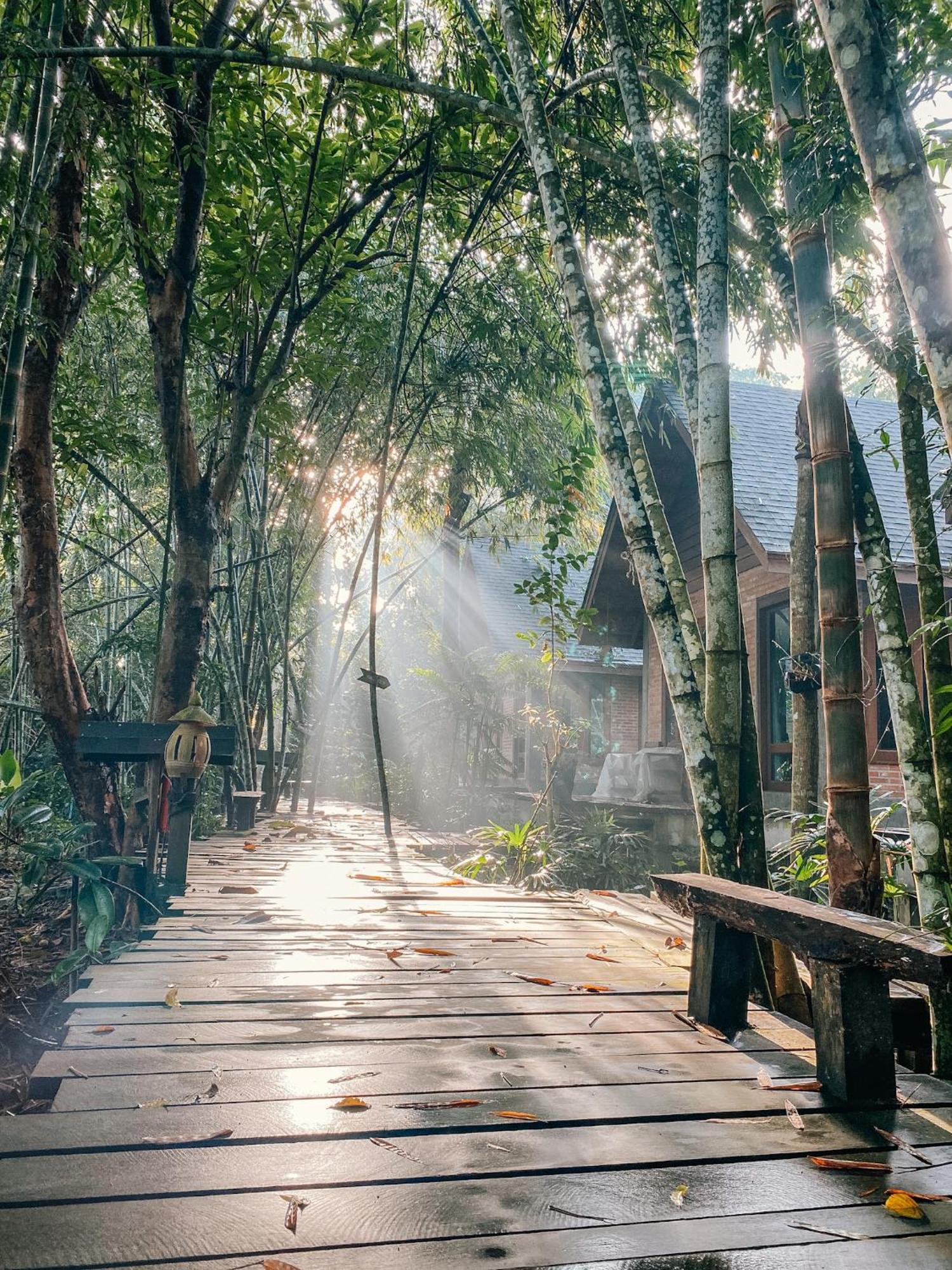 Kung Nok Tha Resort Накхонситхаммарат Экстерьер фото